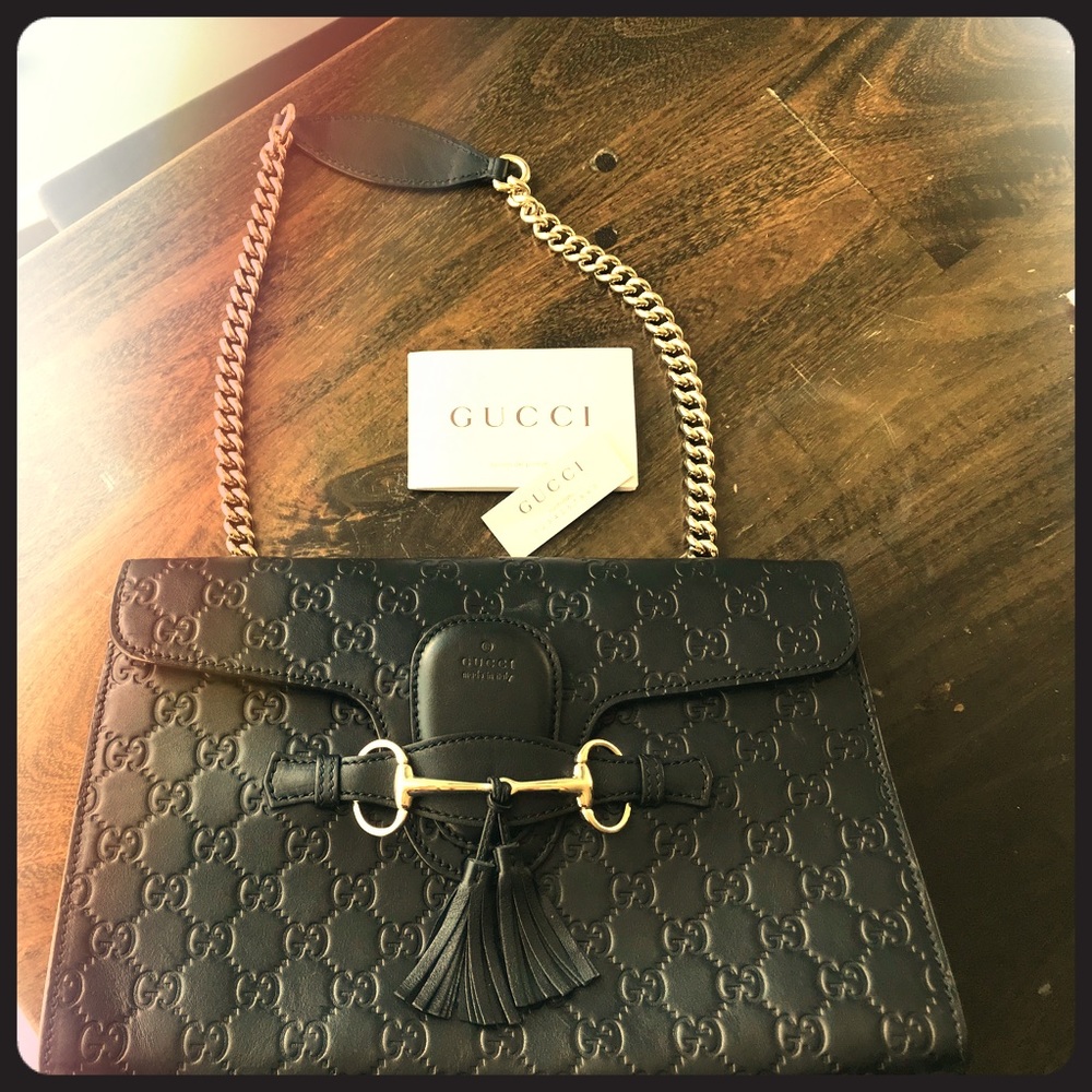 Gucci Emily Chain Shoulder Bag. Excellent condition